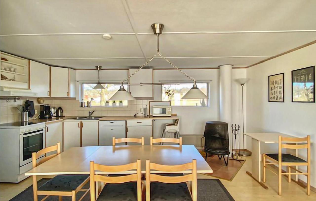 Gorgeous Home In Harloesa With Wifi Harlosa Exteriör bild